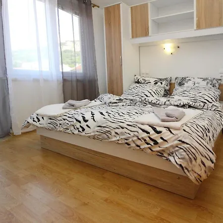 Apartments By The Sea Baska, Krk - 18778 Exterior foto